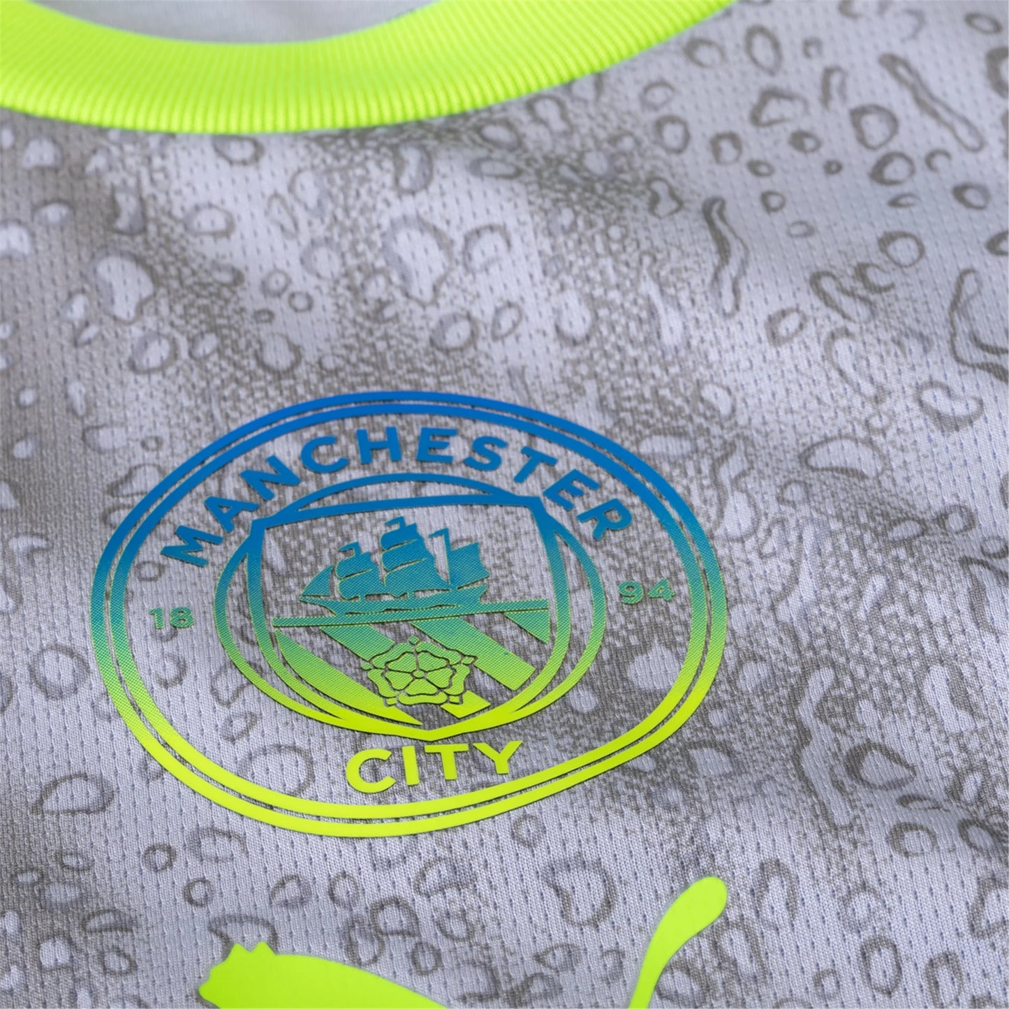 Kid's Replica Puma Marmoush Manchester City Third Jersey 25/26
