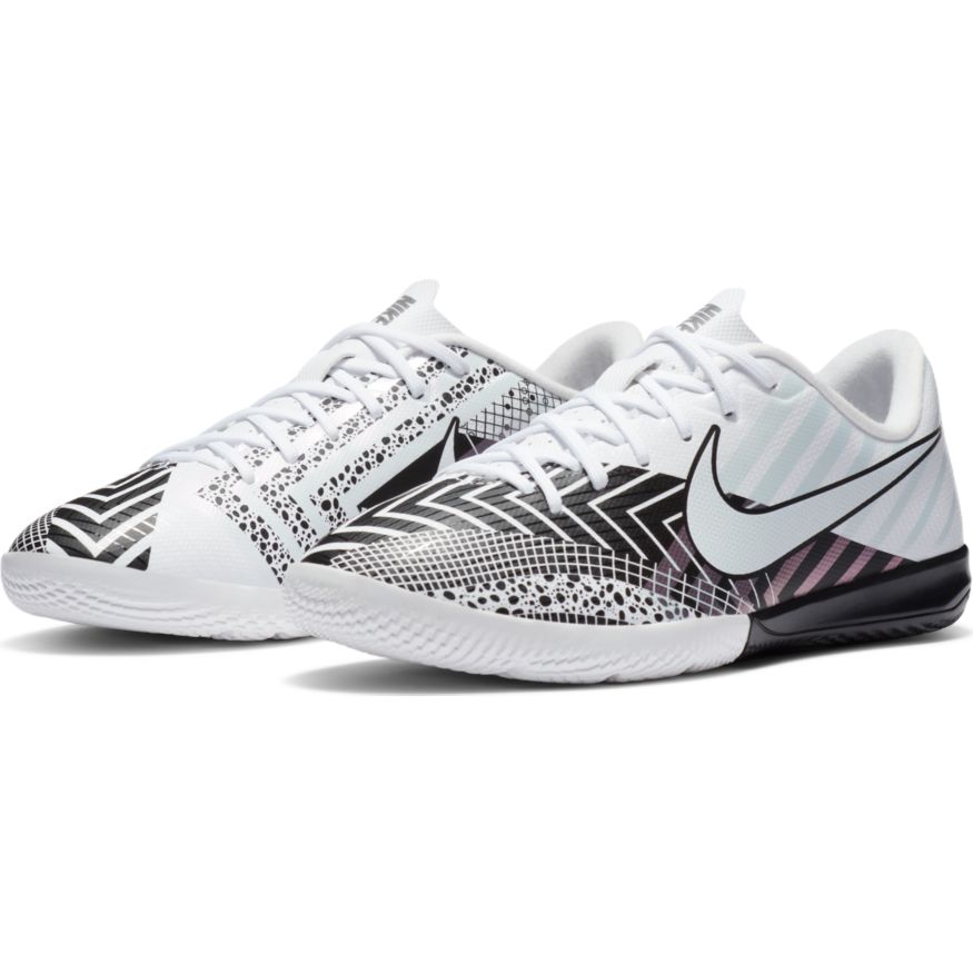 Nike Junior Mercurial Vapor 13 Academy MDS IC Indoor Soccer Shoe - White/Black/MetSilver