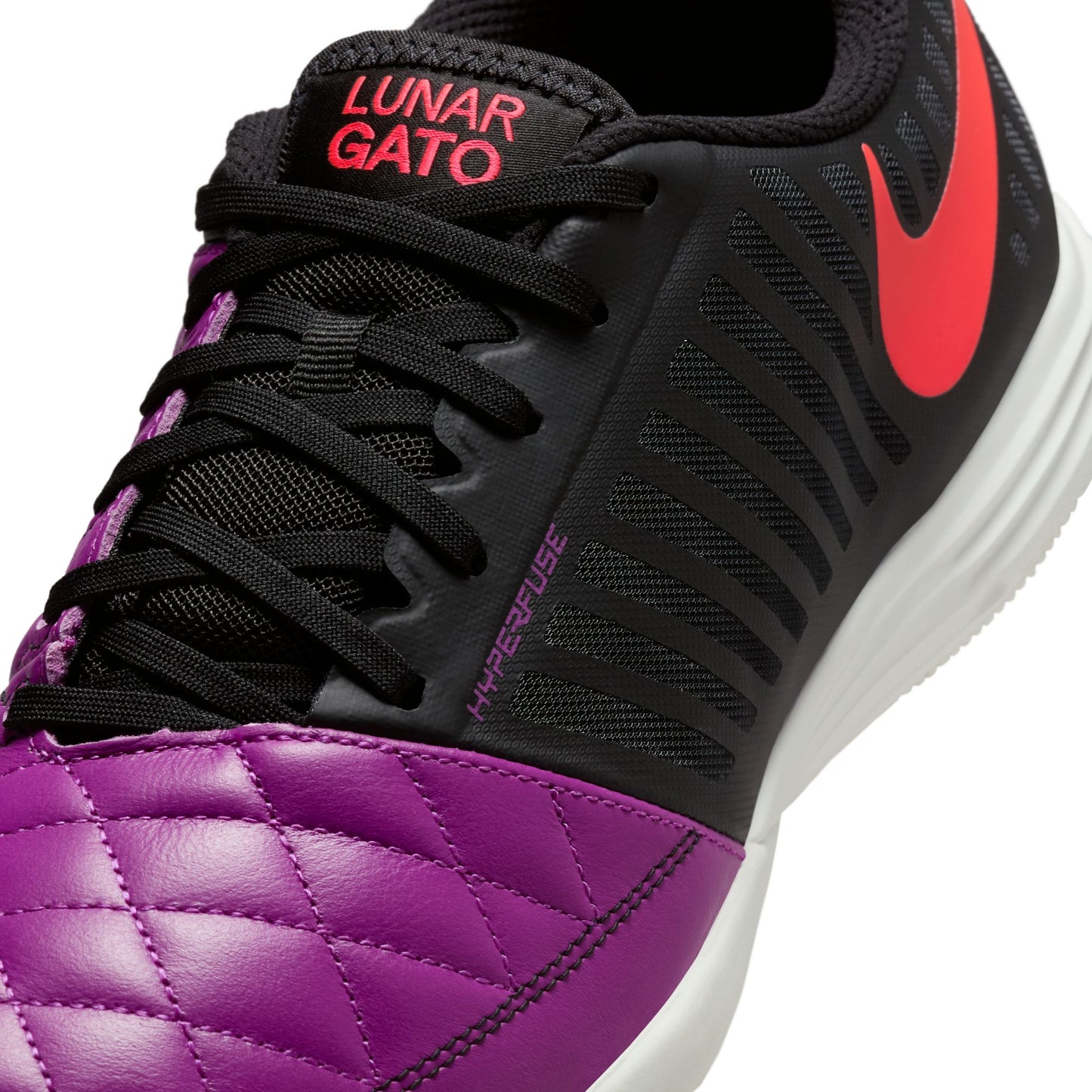Nike Lunargato II IN Indoor Soccer Shoe - Bold Berry/Bright Crimson