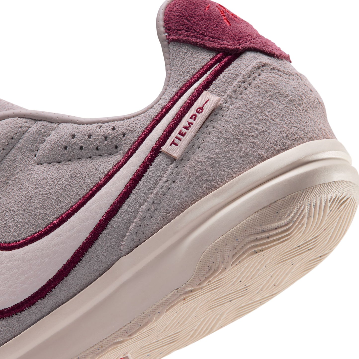Nike Junior Tiempo Streetgato PRM Indoor Soccer Shoe - Moon Particle/Chalk/Team Red