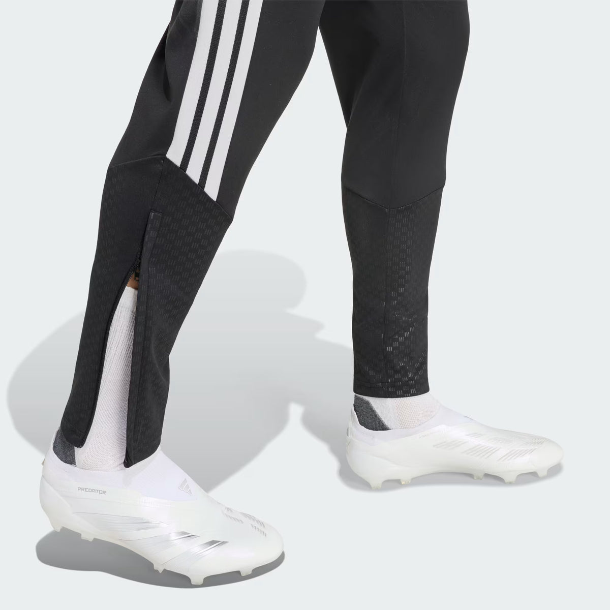 Men's Adidas Liverpool FC Tiro Training Pants 26/27