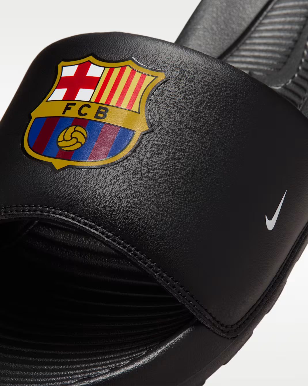 Men's Nike Soccer Slides FC Barcelona Victori One