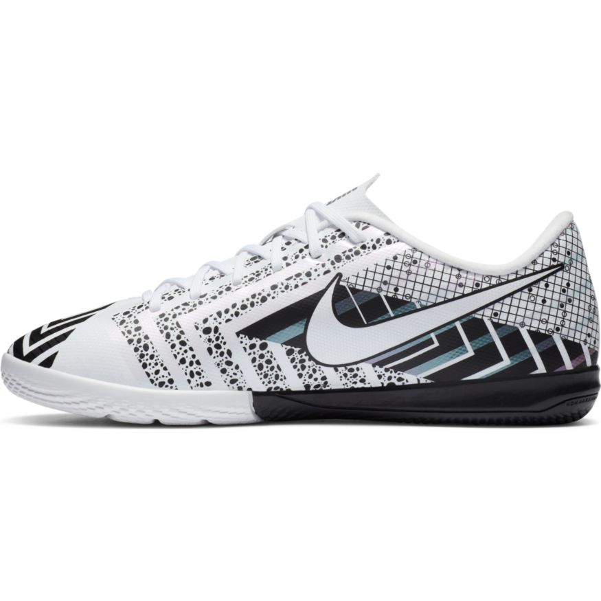 Nike Junior Mercurial Vapor 13 Academy MDS IC Indoor Soccer Shoe - White/Black/MetSilver